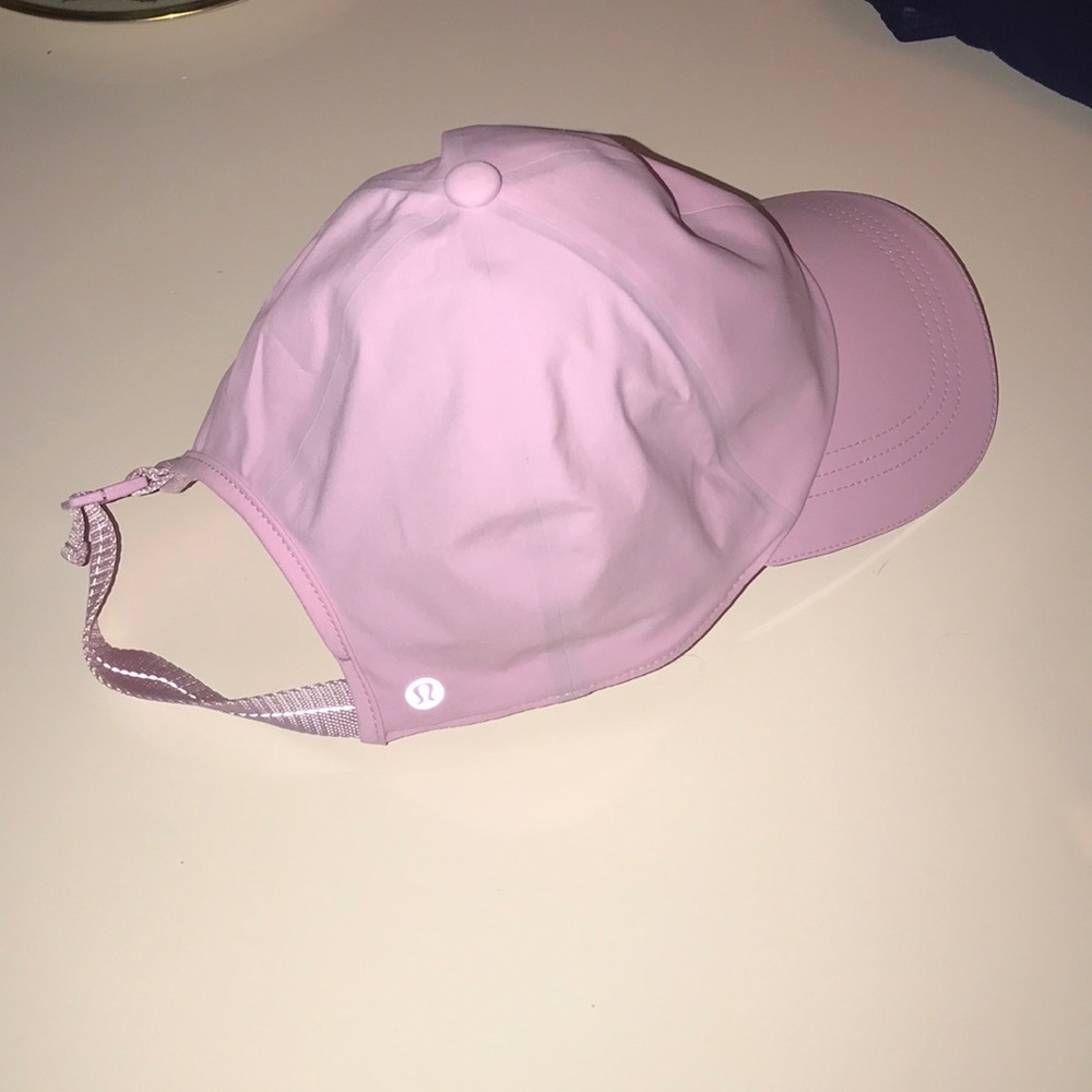 LULULEMON baseball cap
